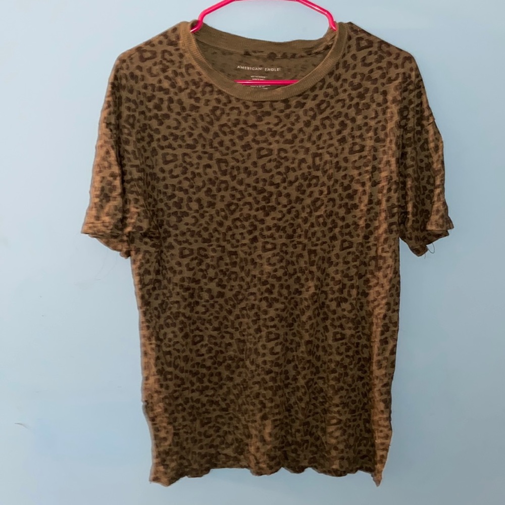 American Eagle Outfitters Brown Leopard Print Short Sleeve Tee